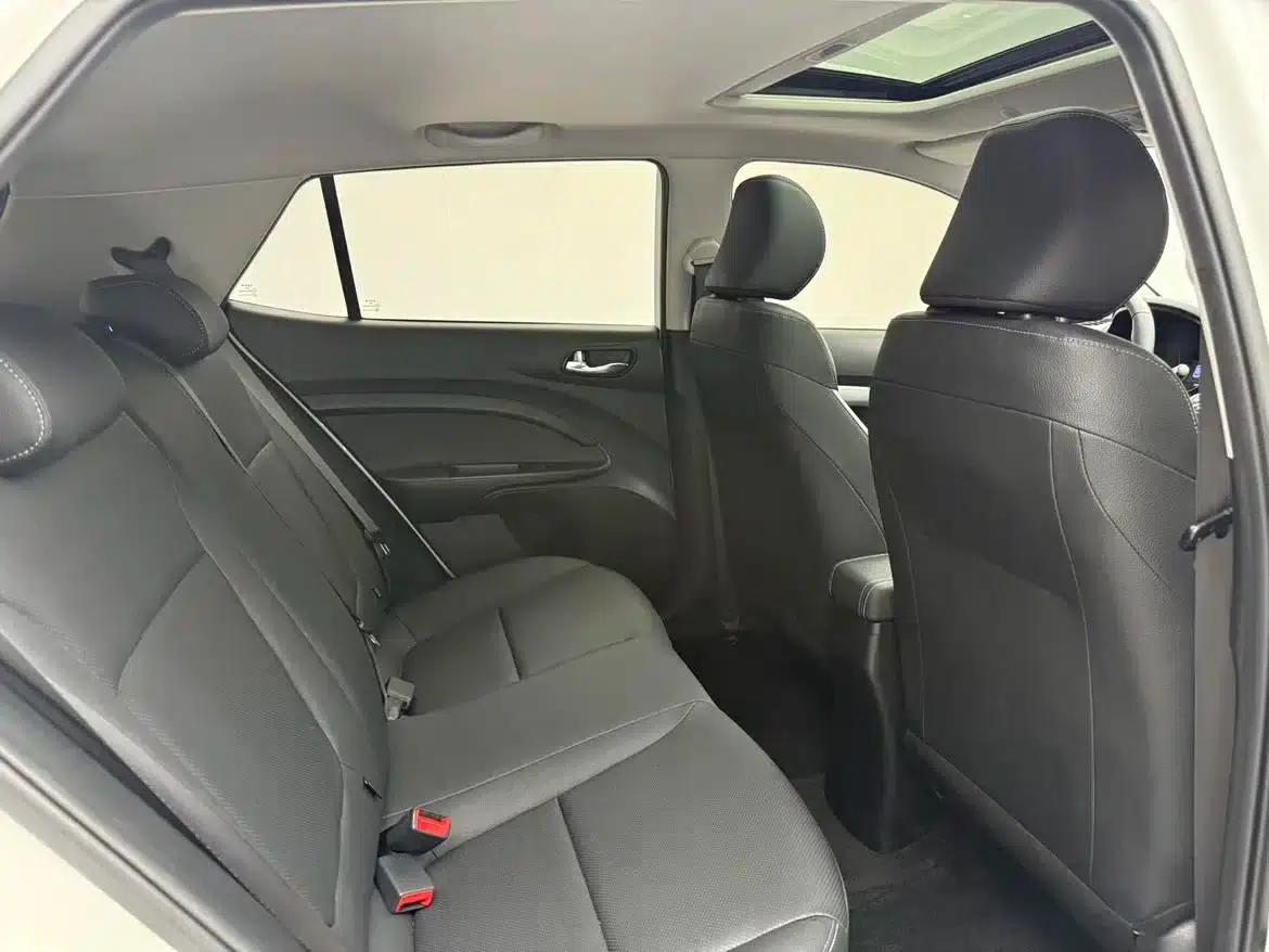 Kia K3 2021 1.4L CVT Sunroof Model — миниатюра 9