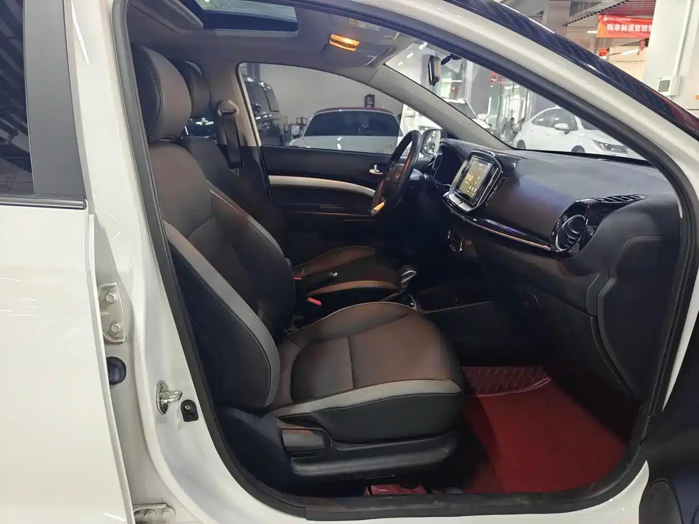 Kia K3 2021 1.4L CVT Sunroof Model — миниатюра 3