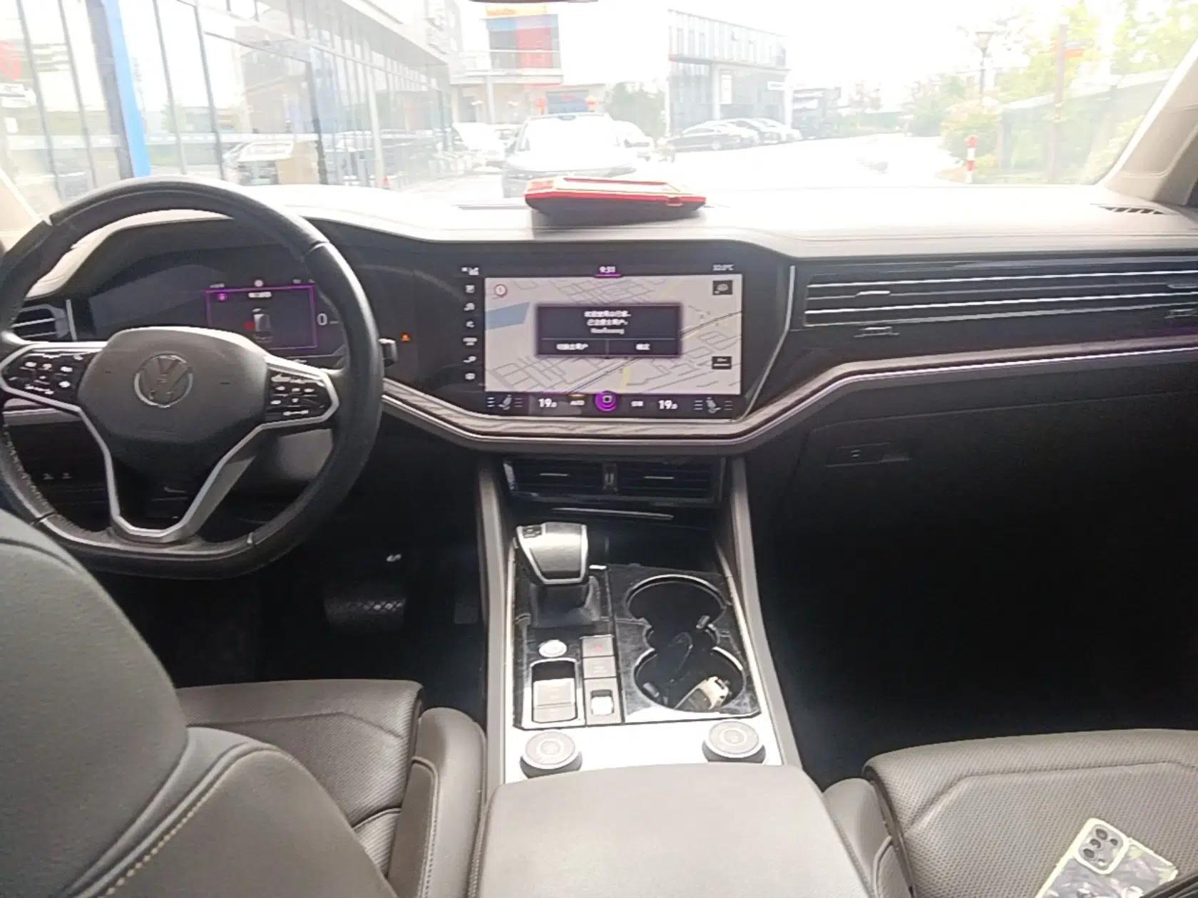Volkswagen Touareg 2021 3.0 TSI Prestige Edition Classic Sport Package — миниатюра 17