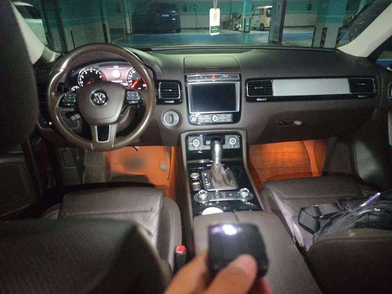 Volkswagen Touareg 2017 3.0 TSI Touareg Edition — миниатюра 9
