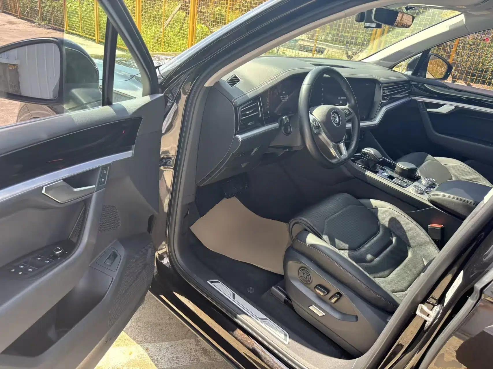 Volkswagen Touareg 2019 2.0 TSI Ruiyi Edition China V Standard — миниатюра 18