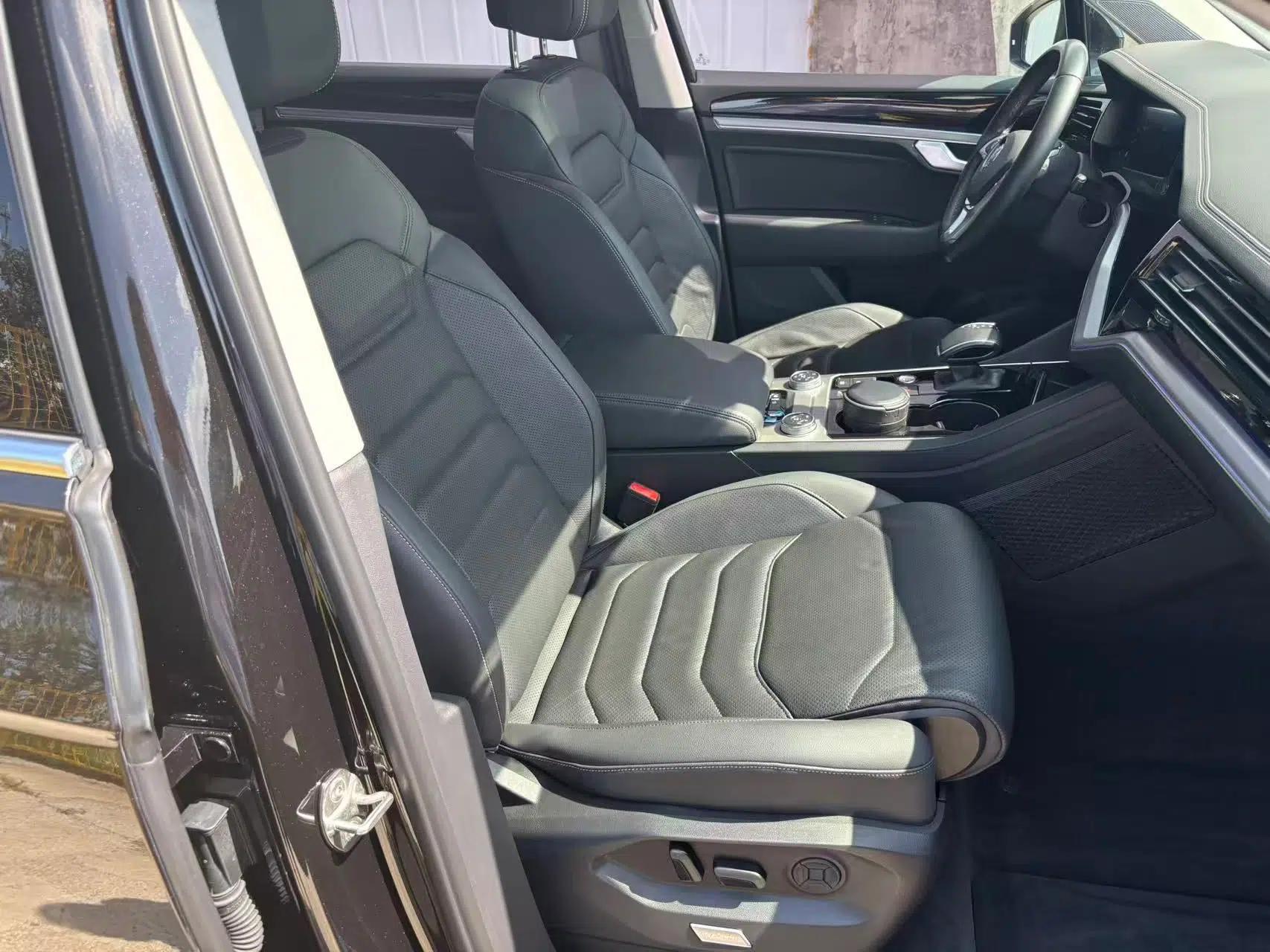 Volkswagen Touareg 2019 2.0 TSI Ruiyi Edition China V Standard — миниатюра 19