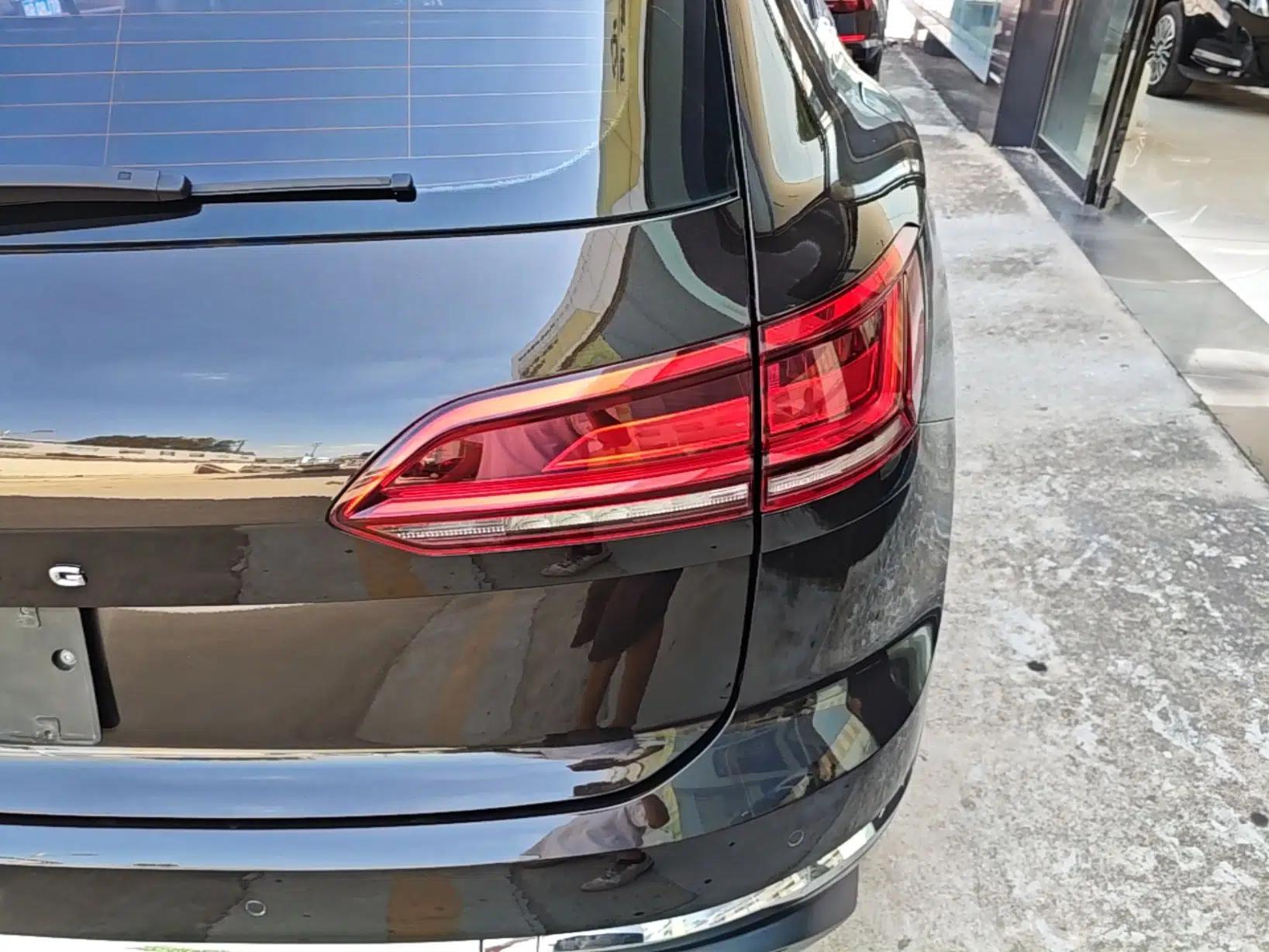 Volkswagen Touareg 2019 2.0 TSI Ruiyi Edition China V Standard — миниатюра 9