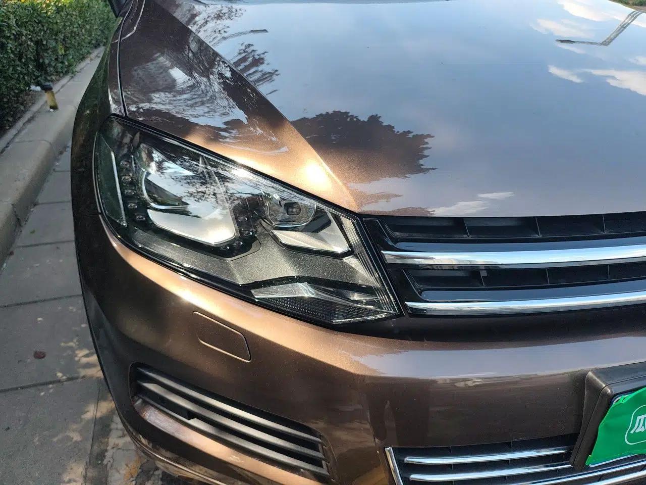 Volkswagen Touareg 2011 3.0 TSI High-End Version — миниатюра 7