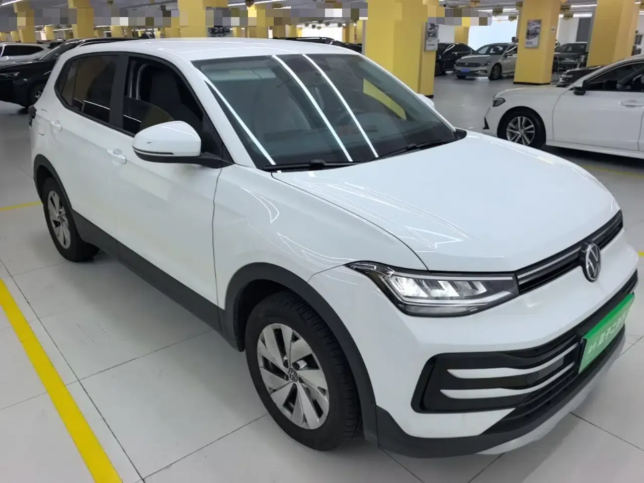 Volkswagen Tharu 2026 Model Xinrui 1.5L Rujin Edition — миниатюра 3