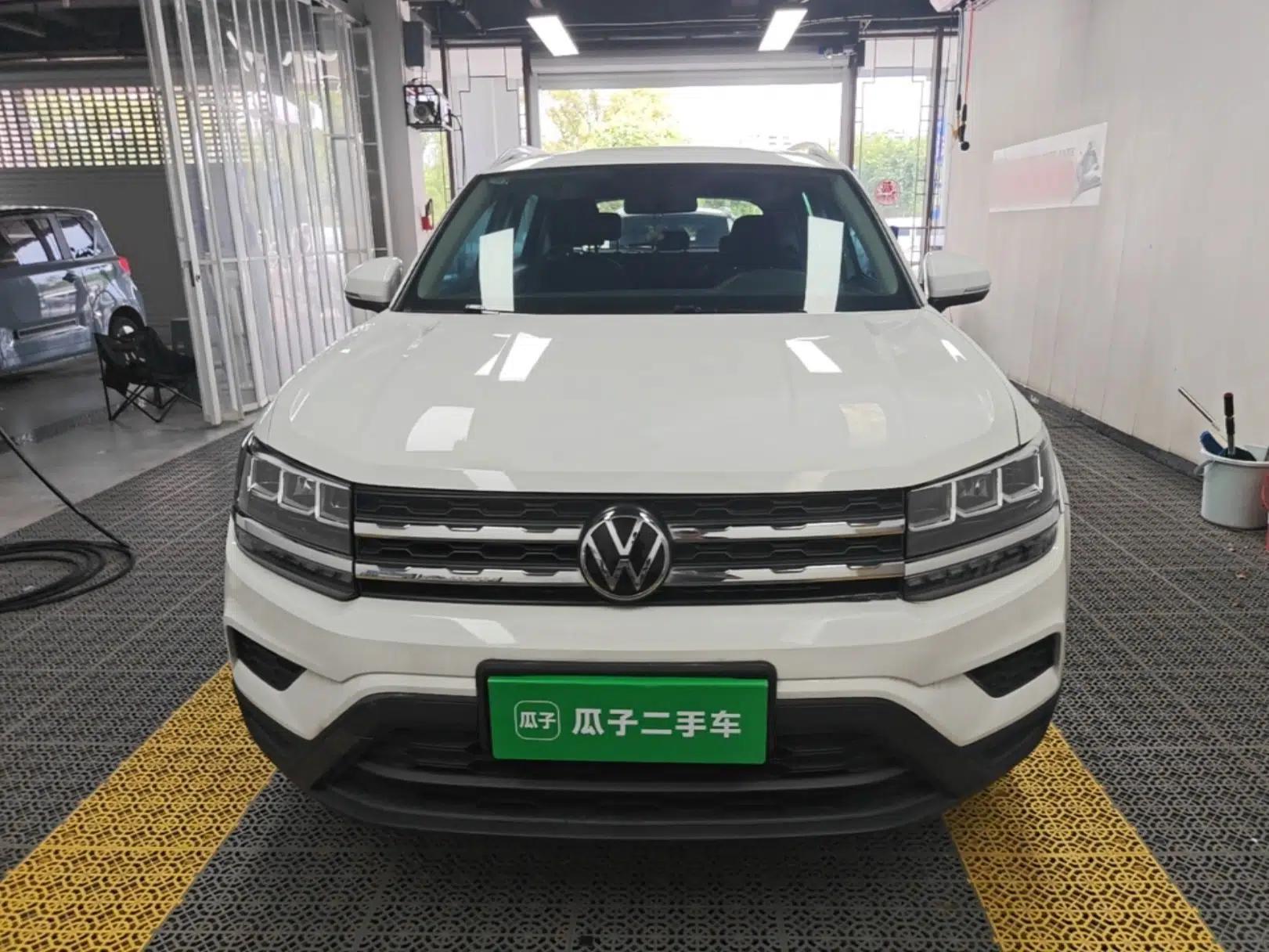 Volkswagen Tharu 2021 280TSI Two-Wheel Drive Trend Edition — миниатюра 2