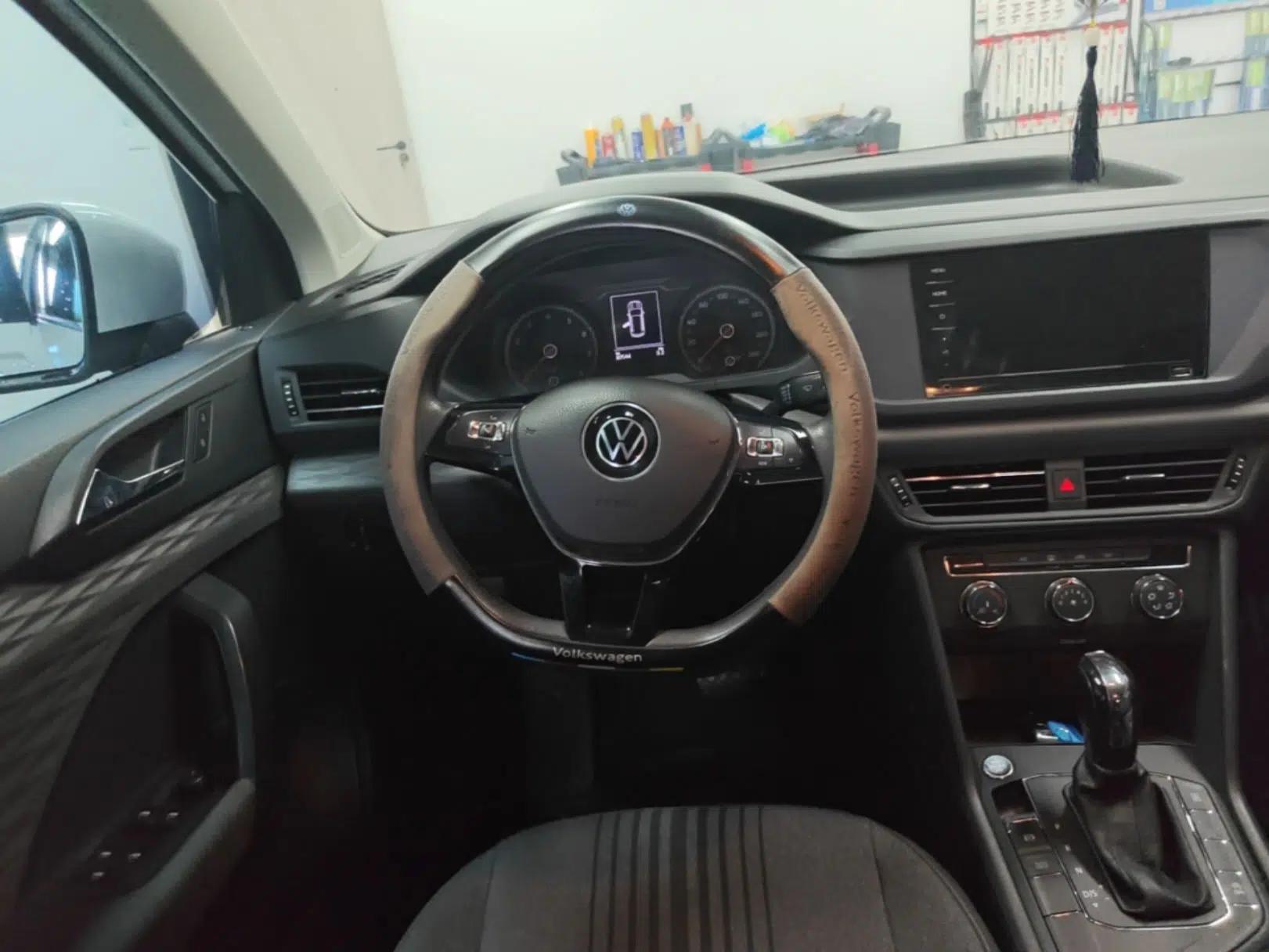 Volkswagen Tharu 2021 280TSI Two-Wheel Drive Trend Edition — миниатюра 18