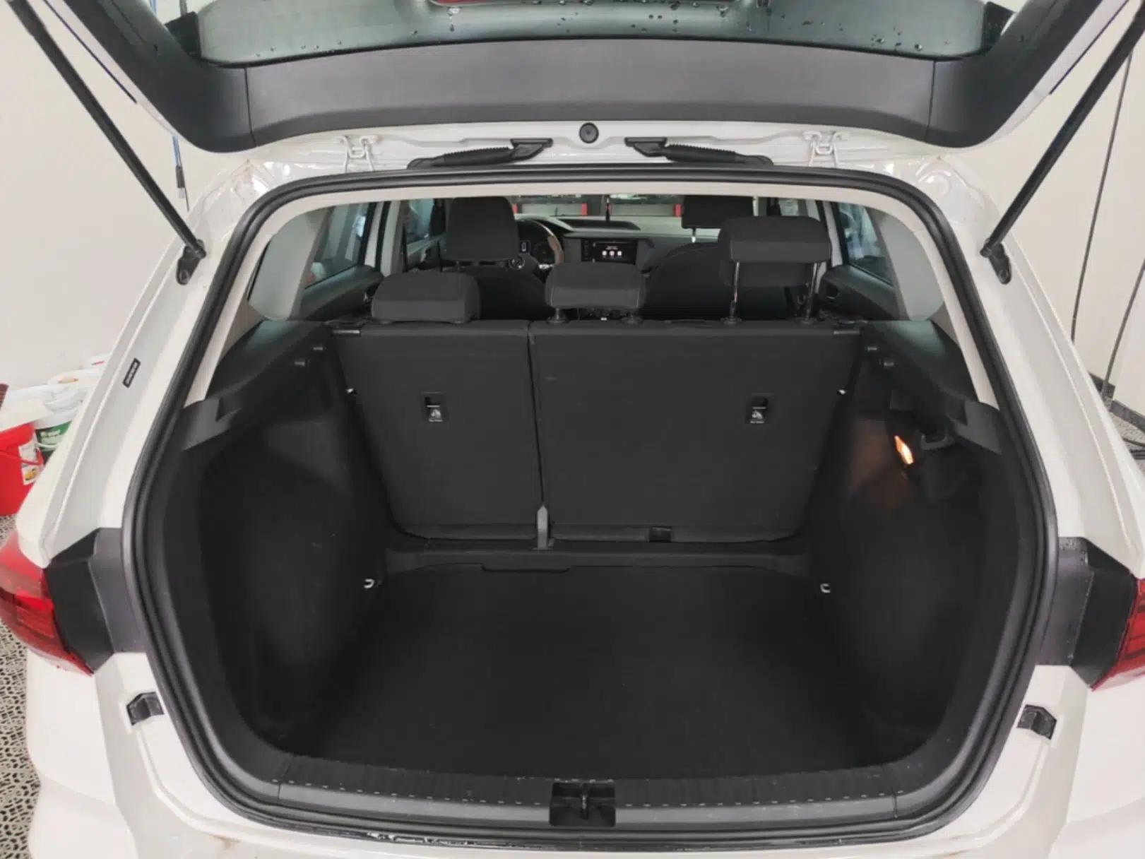 Volkswagen Tharu 2021 280TSI Two-Wheel Drive Trend Edition — миниатюра 27