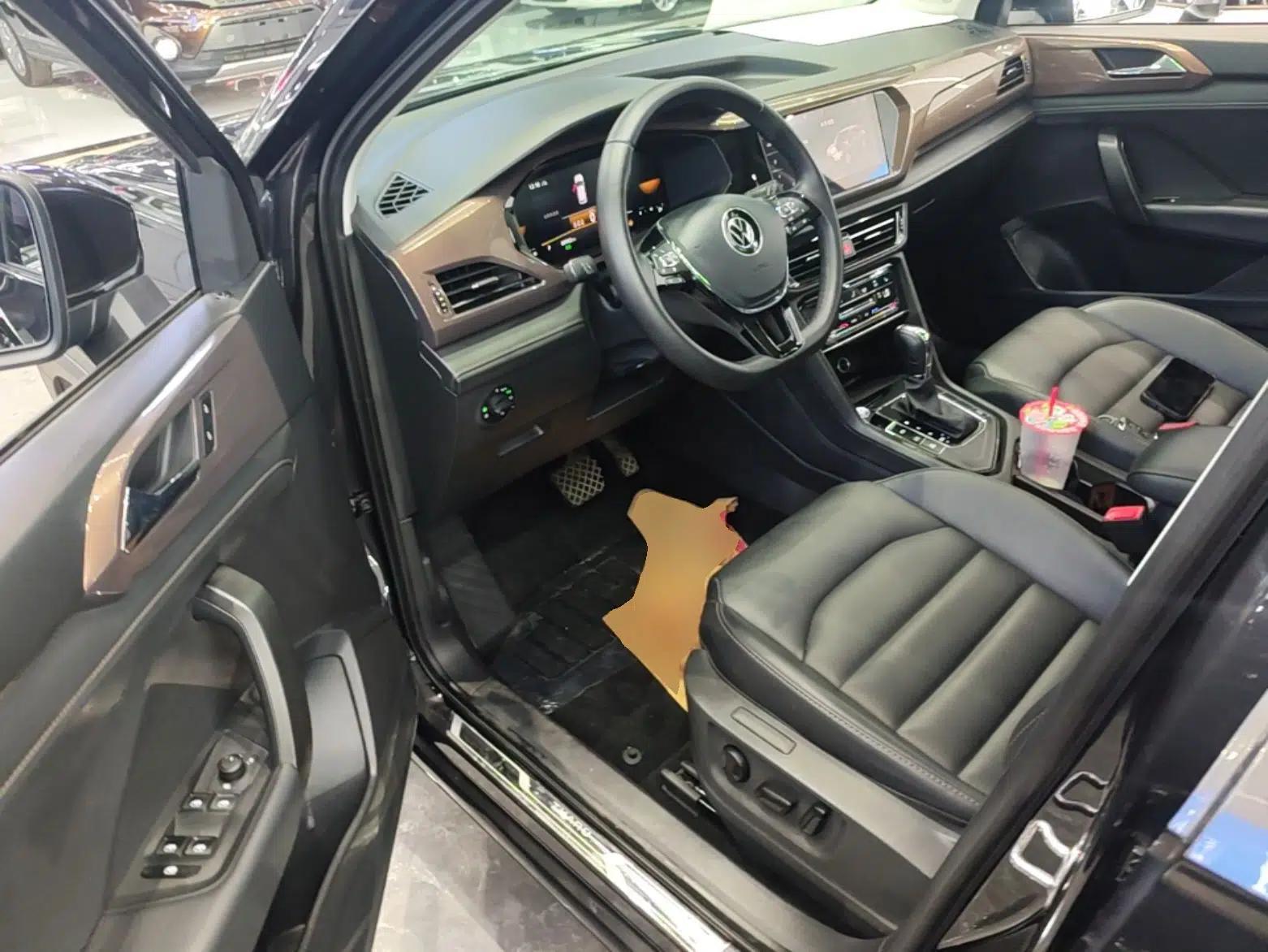 Volkswagen Tharu 2022 280TSI Two-Wheel-Drive Luxury Edition — миниатюра 18