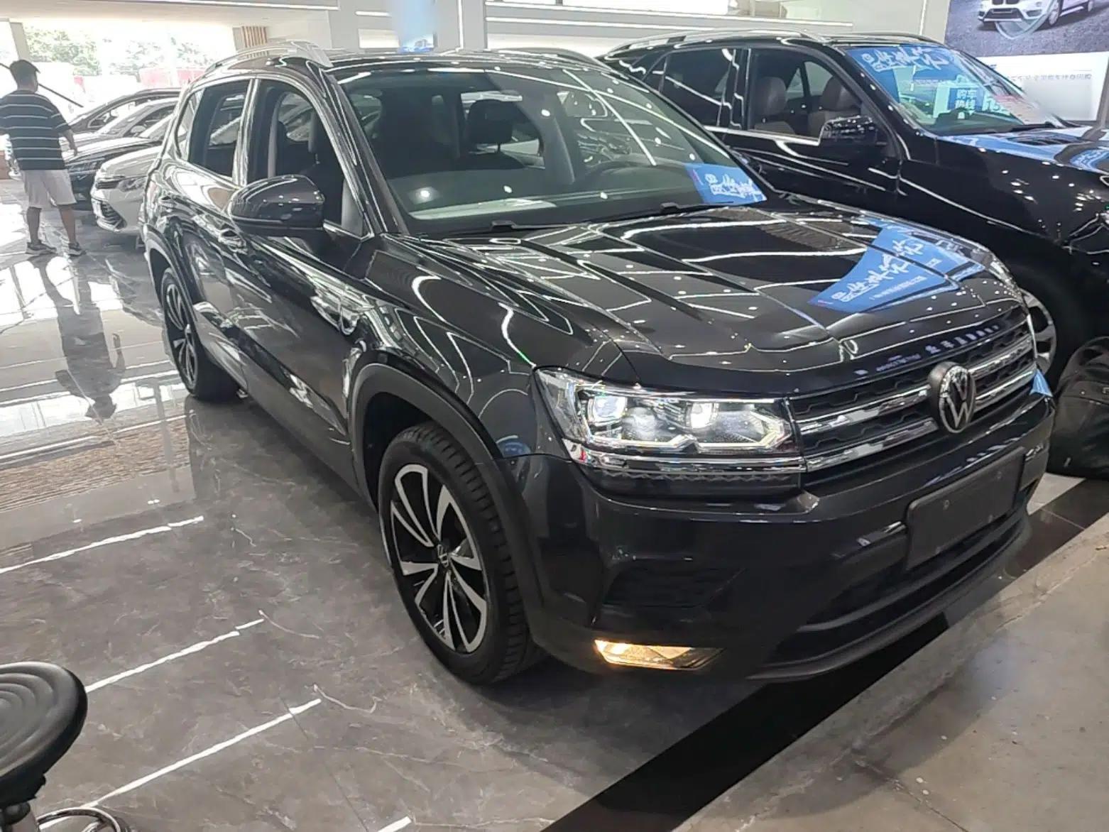 Volkswagen Tharu 2022 280TSI Two-Wheel-Drive Luxury Edition — миниатюра 3