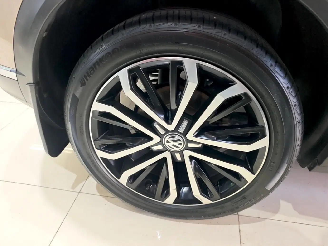 Volkswagen T-ROC 2020 280TSI DSG Two-Wheel Drive Comfort Version — миниатюра 11
