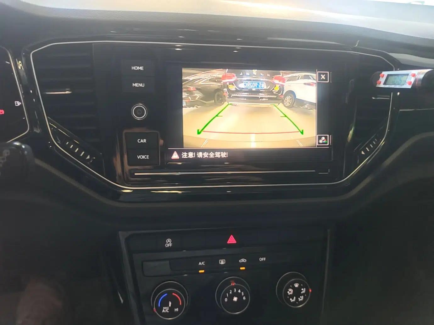 Volkswagen T-ROC 2020 280TSI DSG Two-Wheel Drive Comfort Version — миниатюра 23