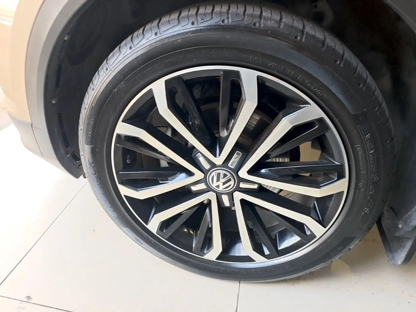 Volkswagen T-ROC 2020 280TSI DSG Two-Wheel Drive Comfort Version — миниатюра 10