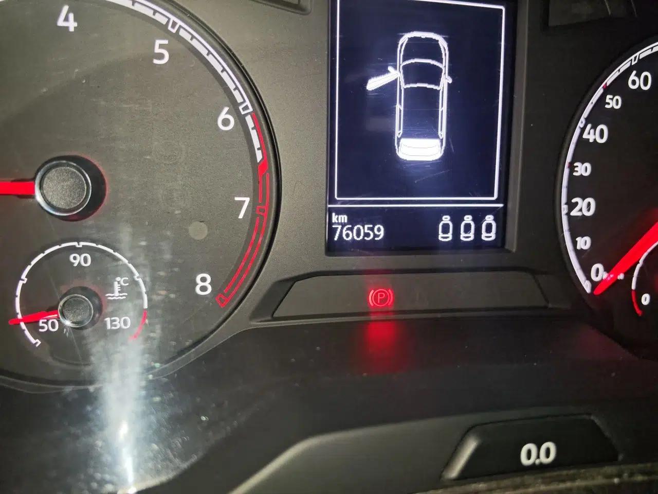 Volkswagen T-ROC 2019 280TSI DSG Two-Wheel Drive Comfort Version China VI Standard — миниатюра 12