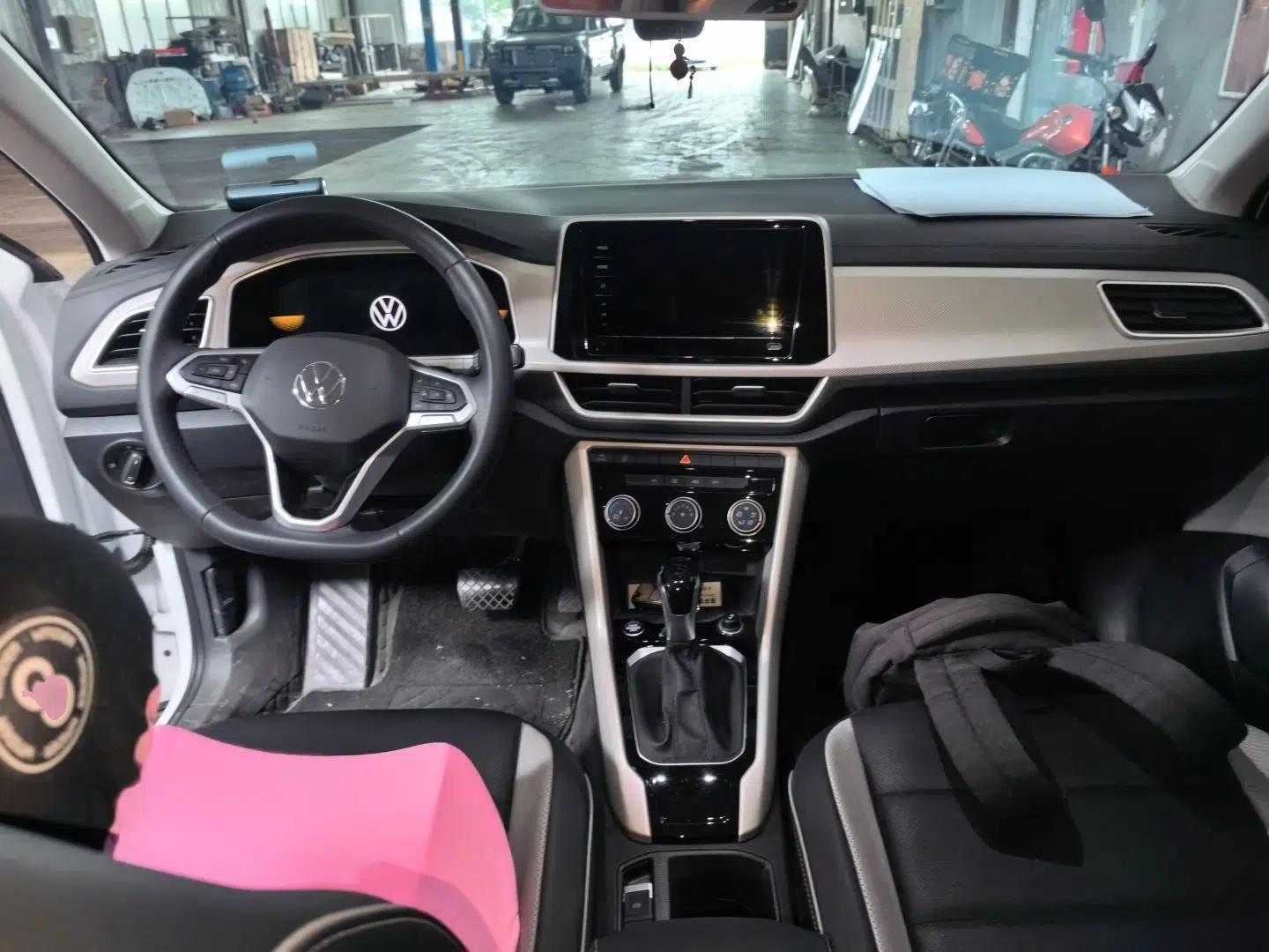 Volkswagen T-ROC 2025 280TSI DSG Two-Wheel Drive Time Edition — миниатюра 18