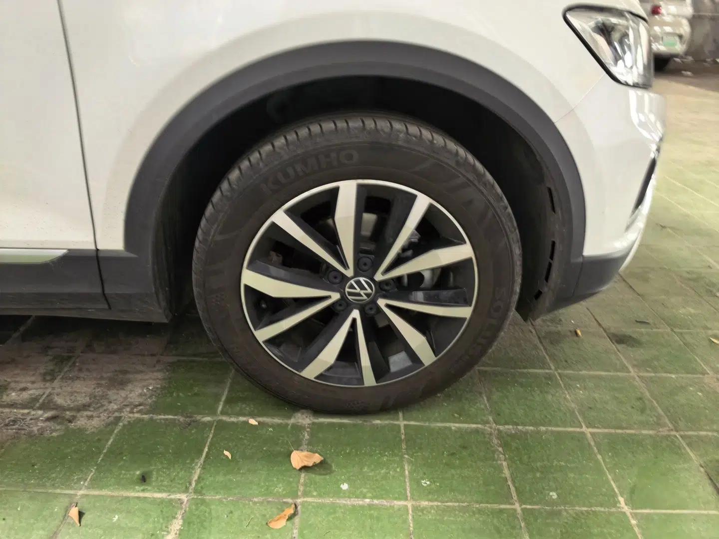Volkswagen T-ROC 2025 280TSI DSG Two-Wheel Drive Time Edition — миниатюра 8