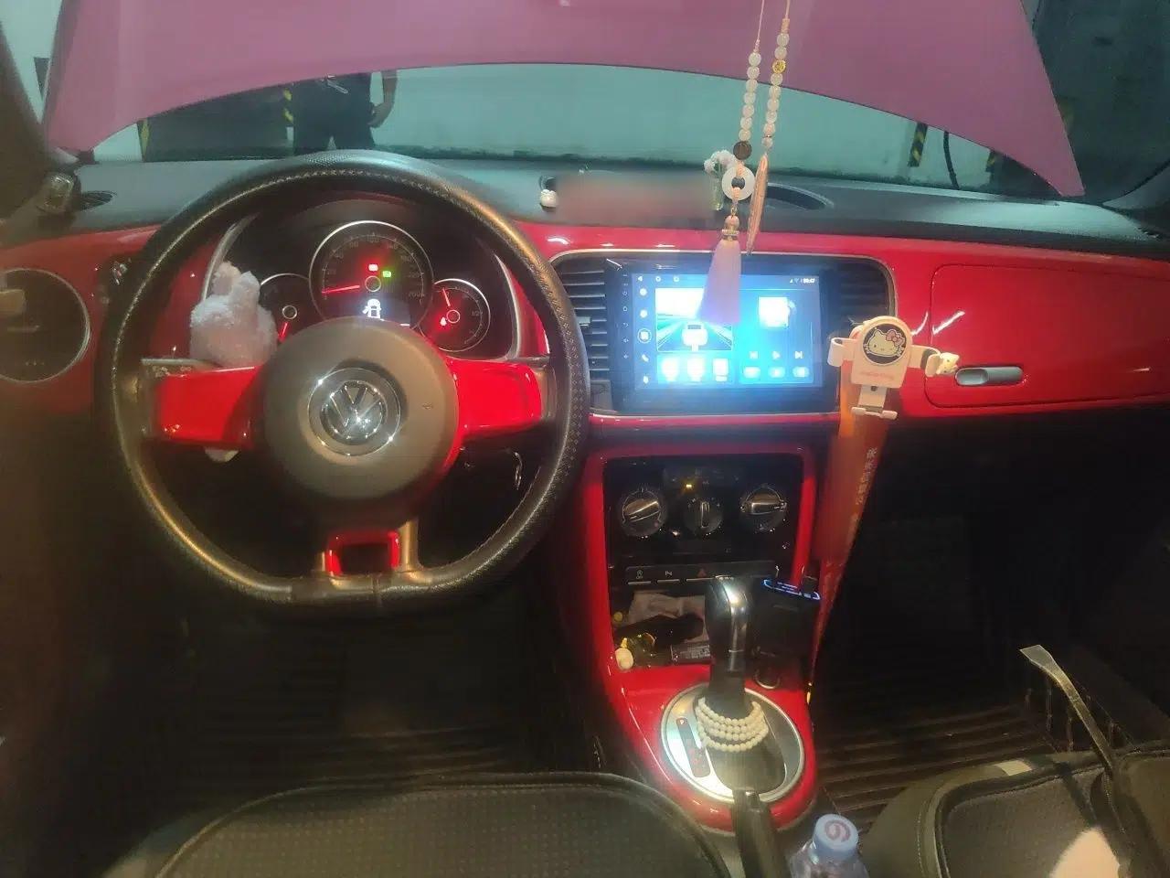 Volkswagen Beetle 2018 180TSI Shangle Model — миниатюра 9