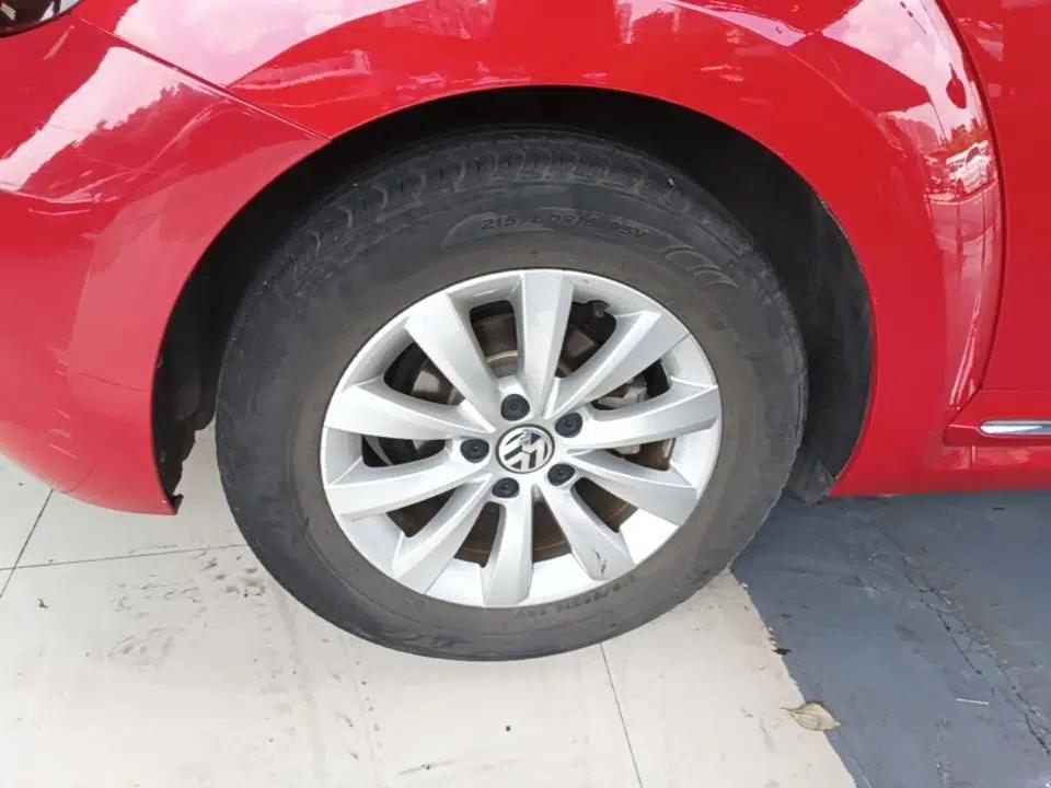 Volkswagen Beetle 2018 180TSI Yile Model — миниатюра 11