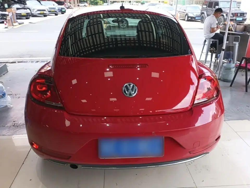 Volkswagen Beetle 2018 180TSI Yile Model — миниатюра 5
