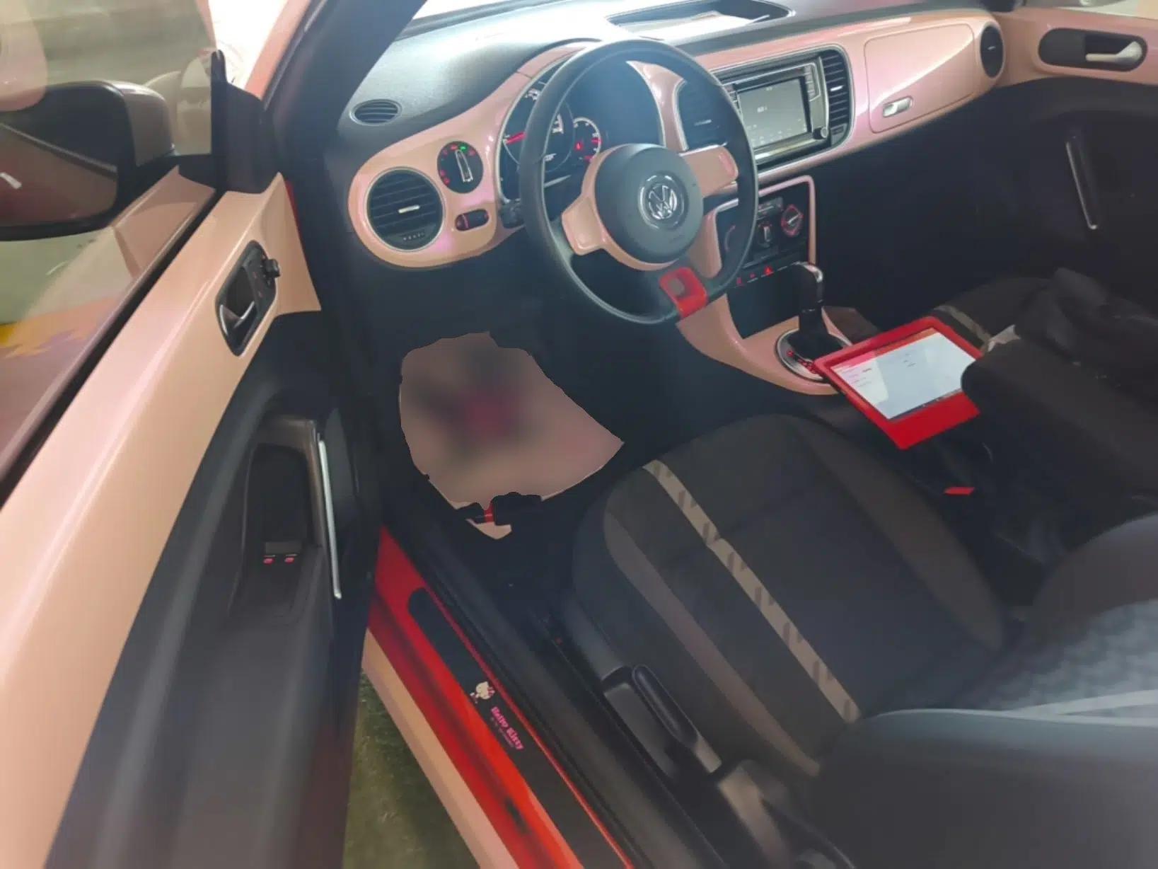 Volkswagen Beetle 2018 180TSI Shangle Model — миниатюра 18