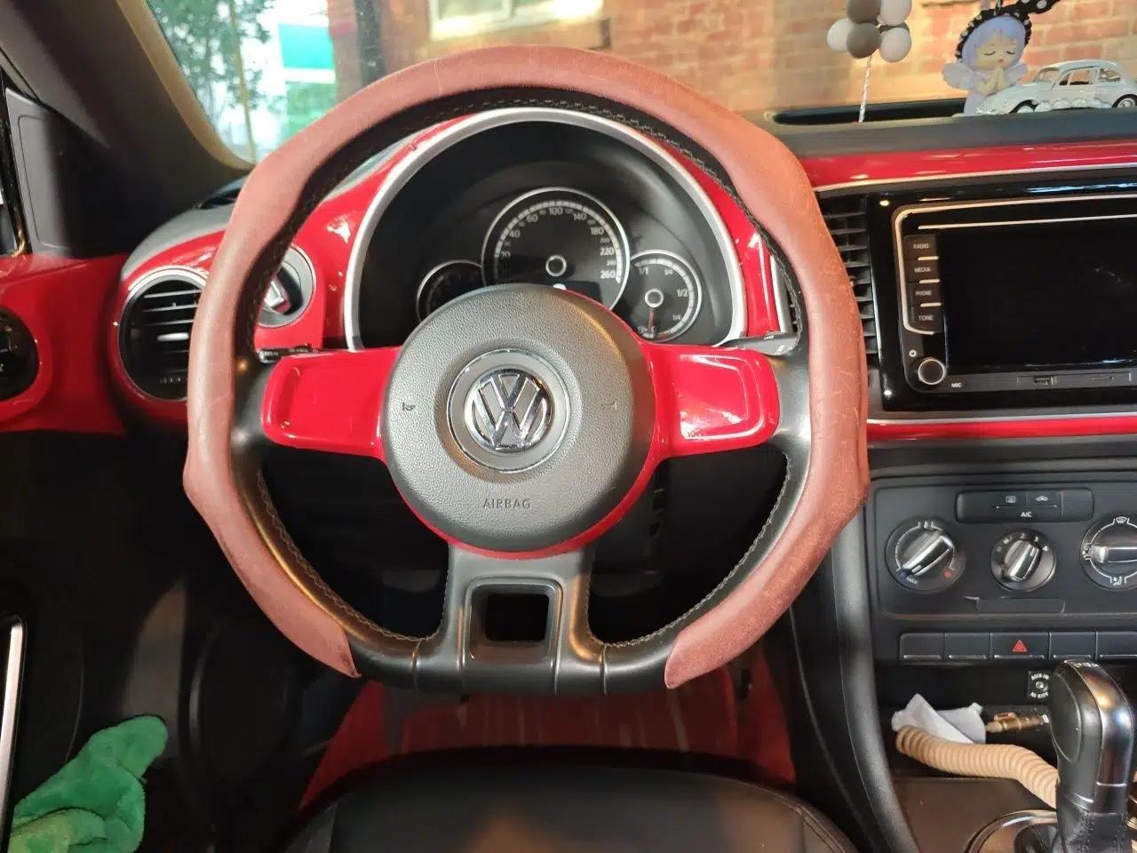 Volkswagen Beetle 2014 1.2TSI Fashion Edition — миниатюра 10