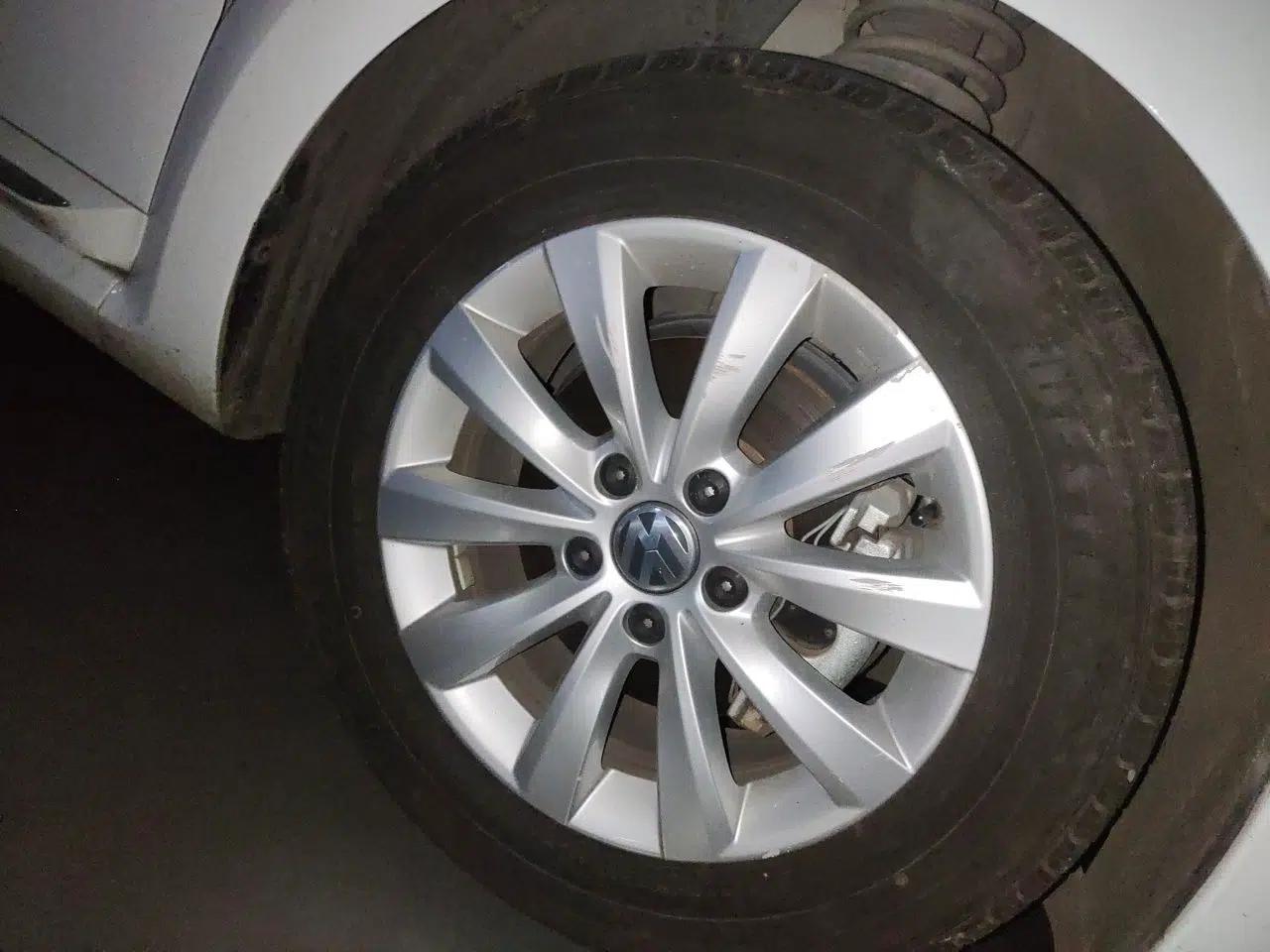 Volkswagen Beetle 2014 1.2TSI Fashion Edition — миниатюра 8
