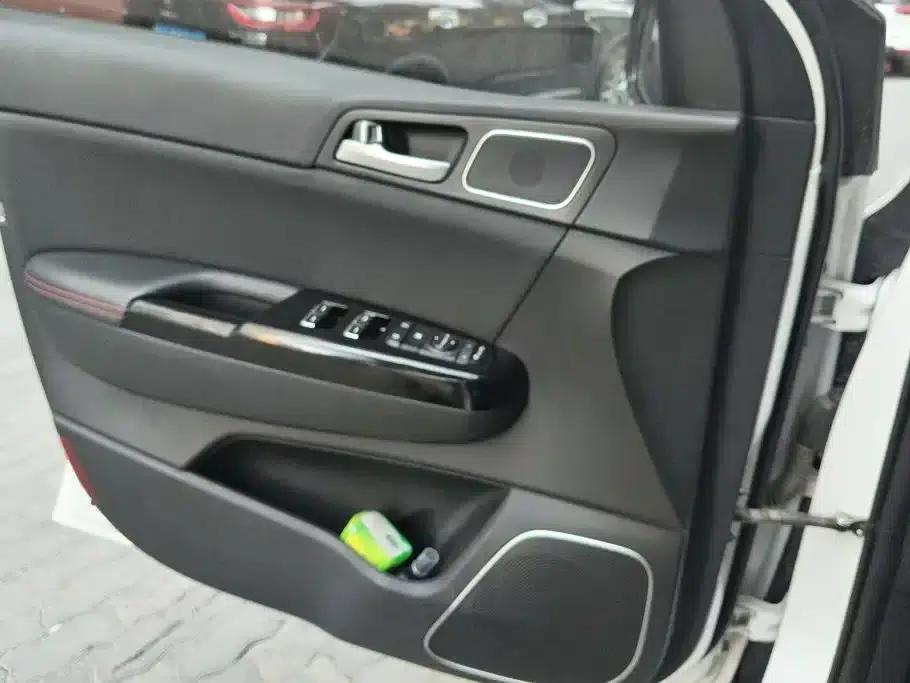 Kia KX5 2019 1.6T Automatic 2WD Luxury Edition — миниатюра 7