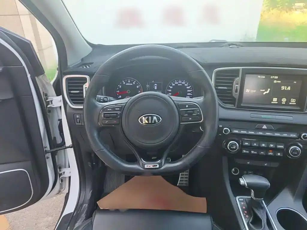 Kia KX5 2016 1.6T Automatic 2WD DLX — миниатюра 11
