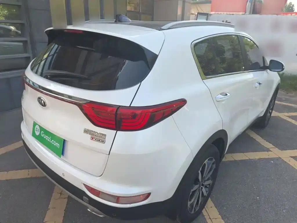 Kia KX5 2016 1.6T Automatic 2WD DLX — миниатюра 7