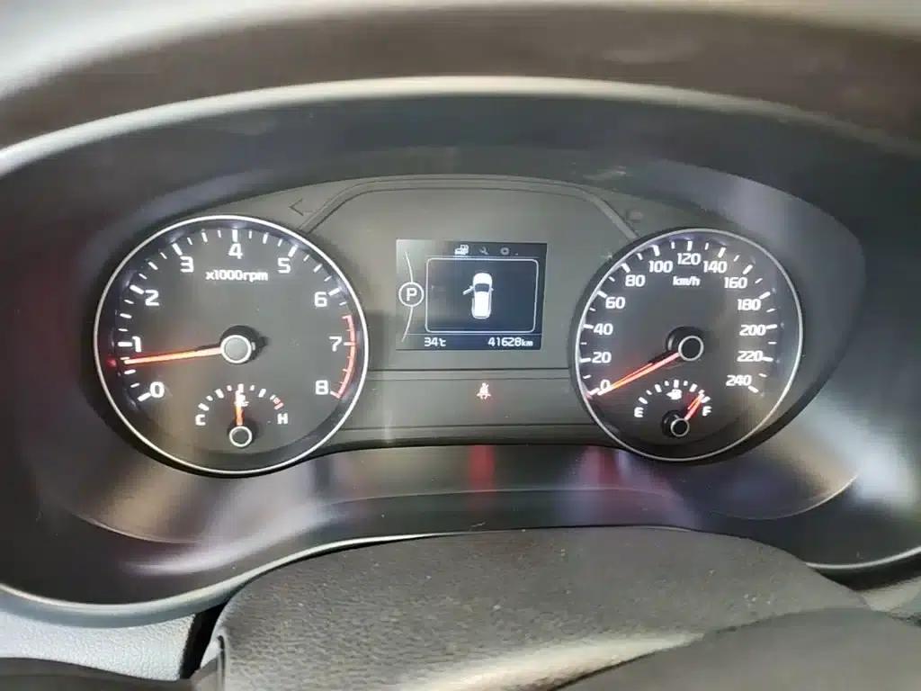 Kia KX5 2016 1.6T Automatic 2WD DLX — миниатюра 12