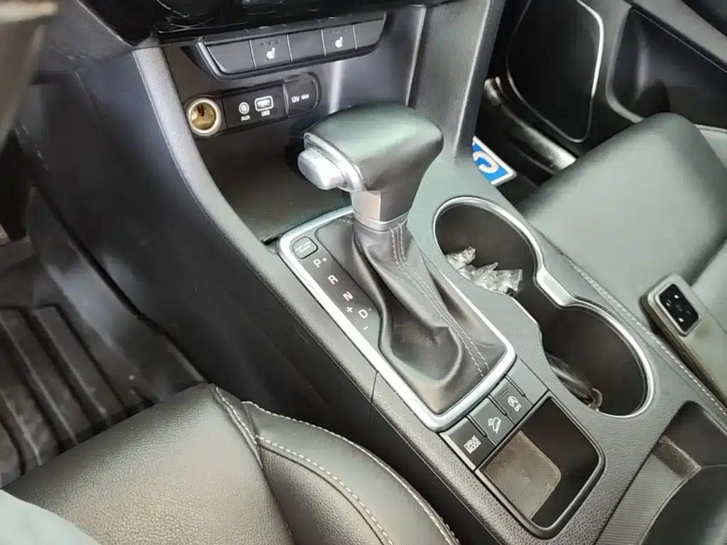 Kia KX5 2016 1.6T Automatic 2WD DLX — миниатюра 14