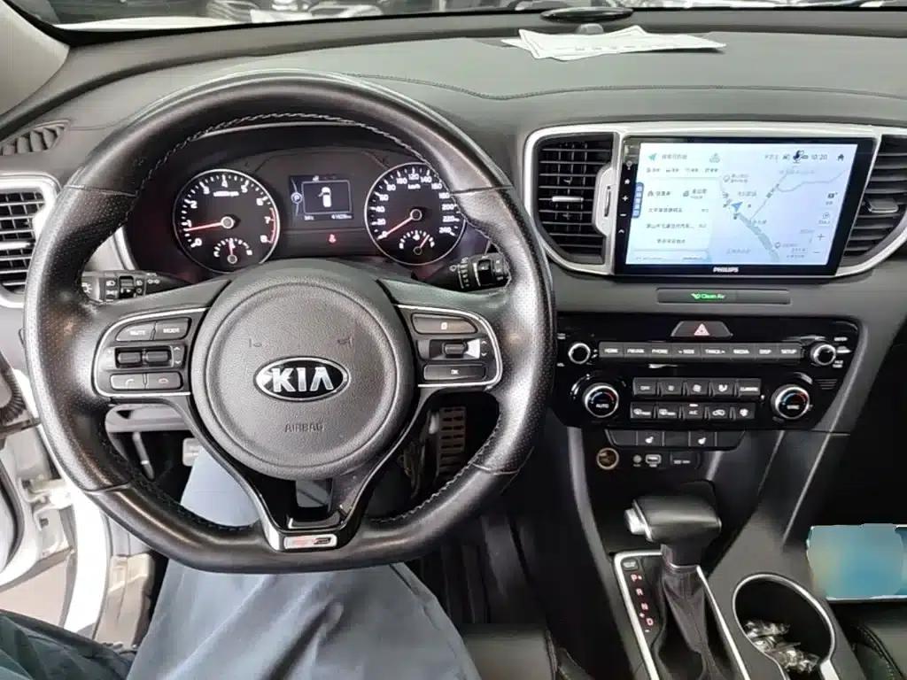 Kia KX5 2016 1.6T Automatic 2WD DLX — миниатюра 10