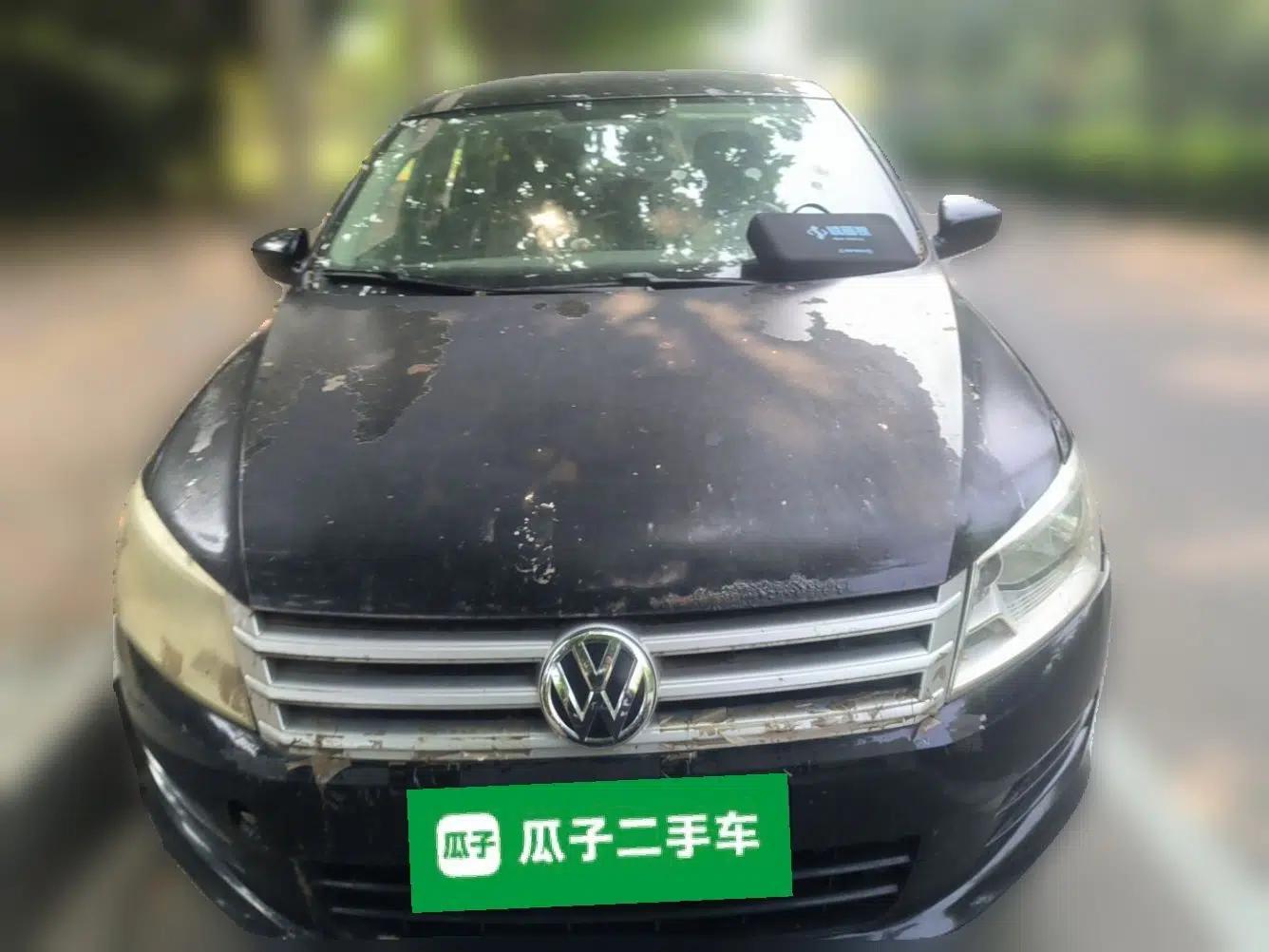 Volkswagen Santana 2013 1.6L Manual Fashion Edition — миниатюра 2