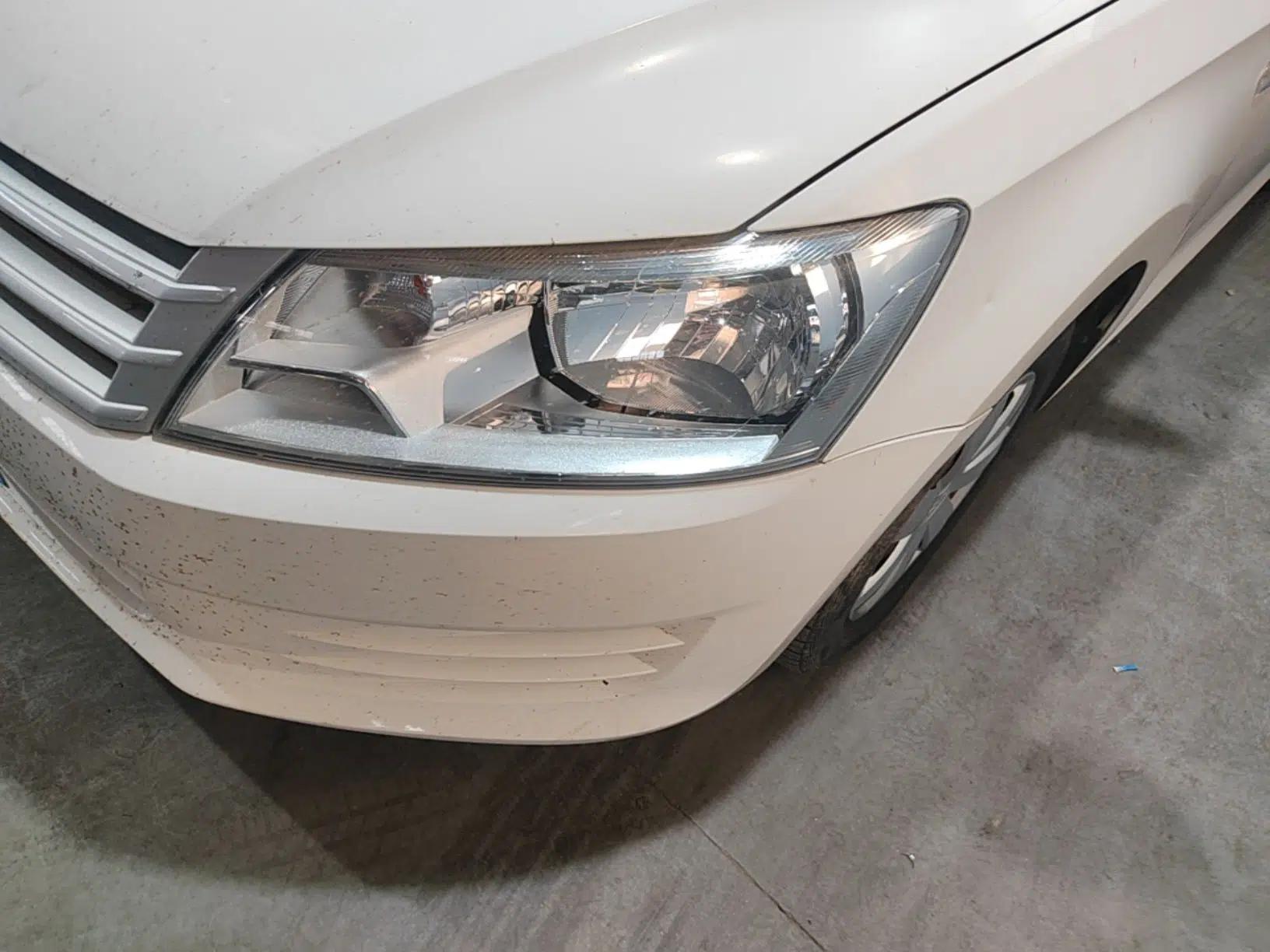 Volkswagen Santana 2015 1.6L Automatic Fashion Edition — миниатюра 8