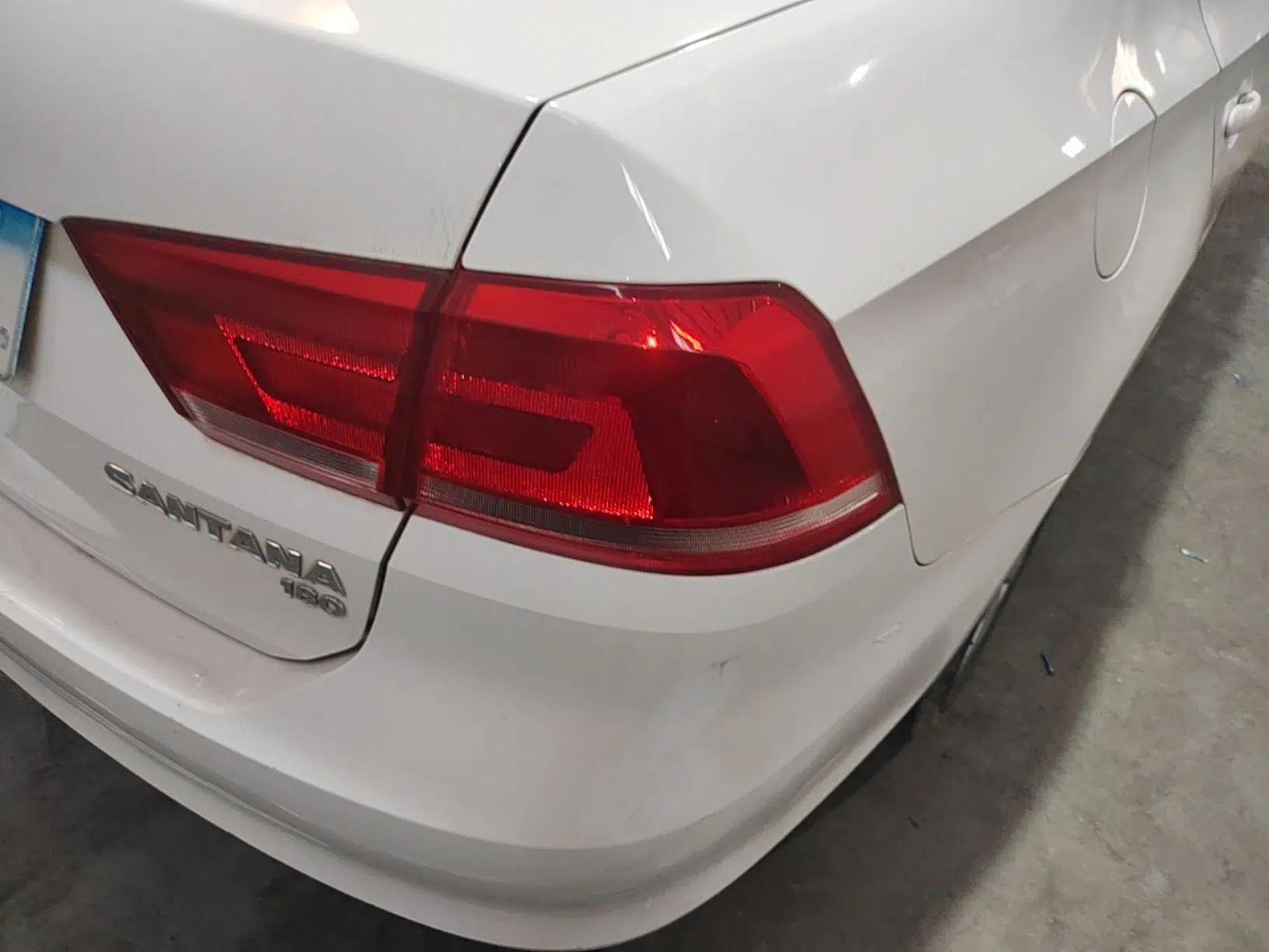 Volkswagen Santana 2015 1.6L Automatic Fashion Edition — миниатюра 9