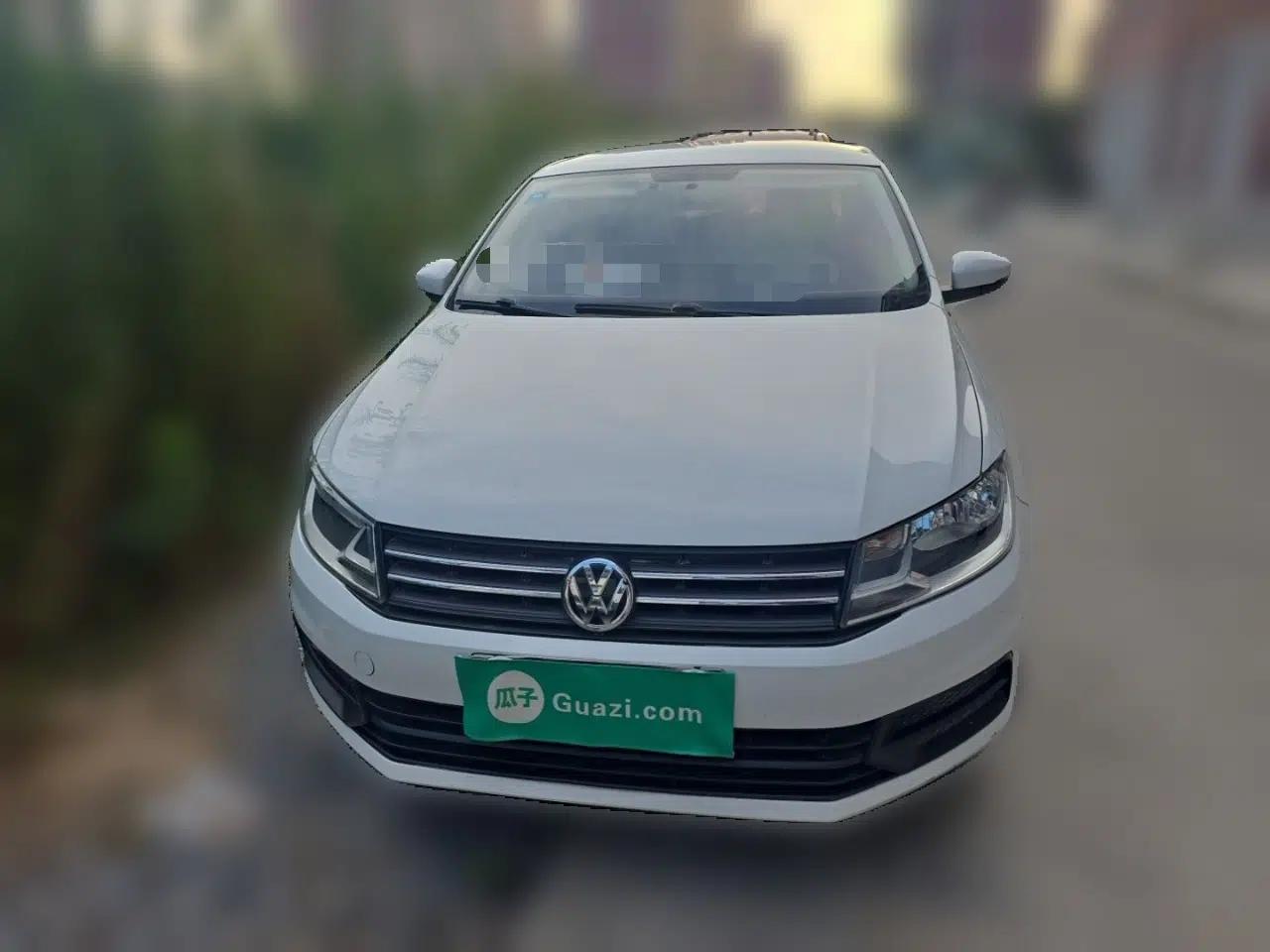 Volkswagen Santana 2016 1.4L Manual Fashion Edition — миниатюра 2