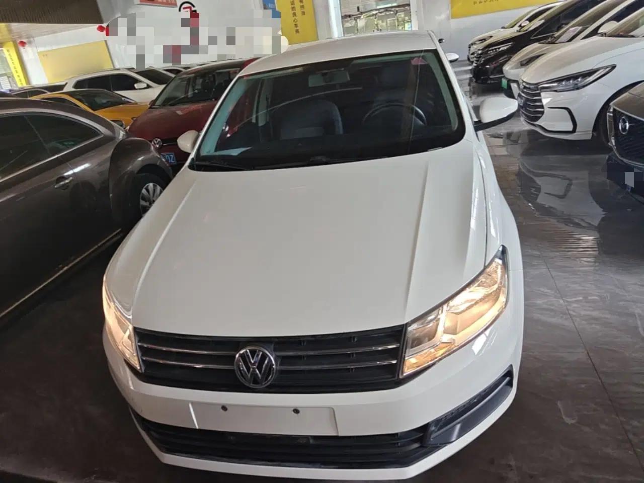 Volkswagen Santana 2016 1.6L Automatic Fashion Edition — миниатюра 2