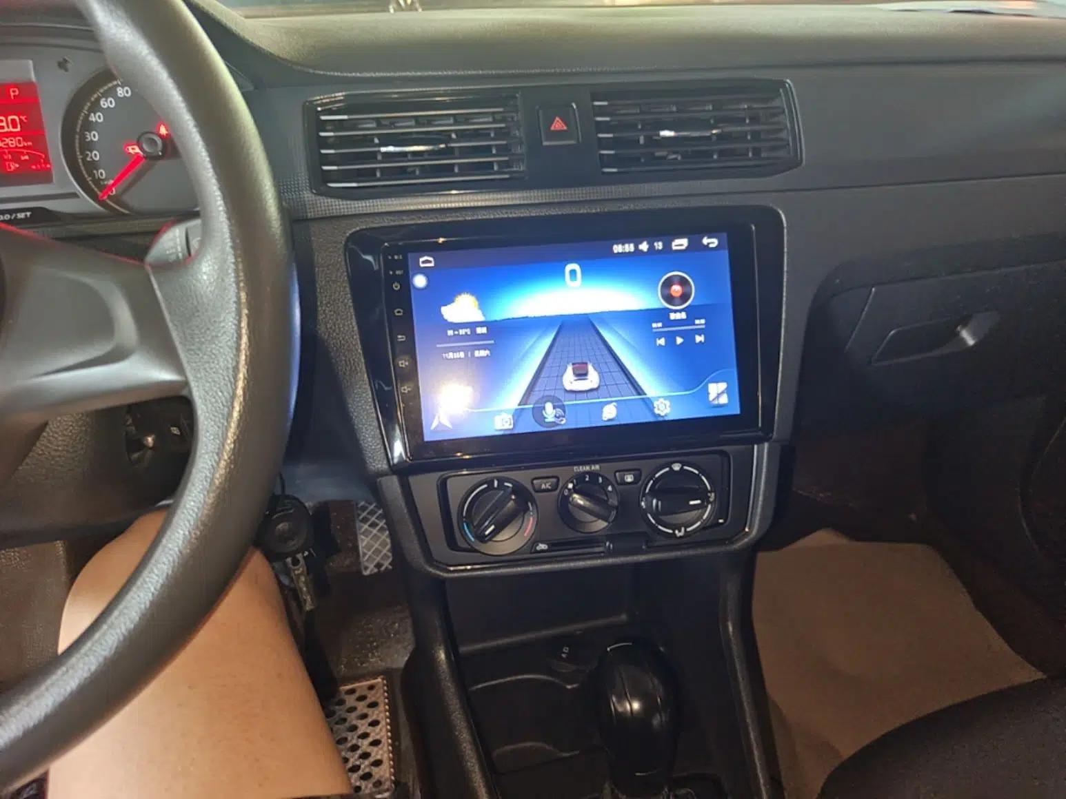 Volkswagen Santana 2016 1.6L Automatic Fashion Edition — миниатюра 15