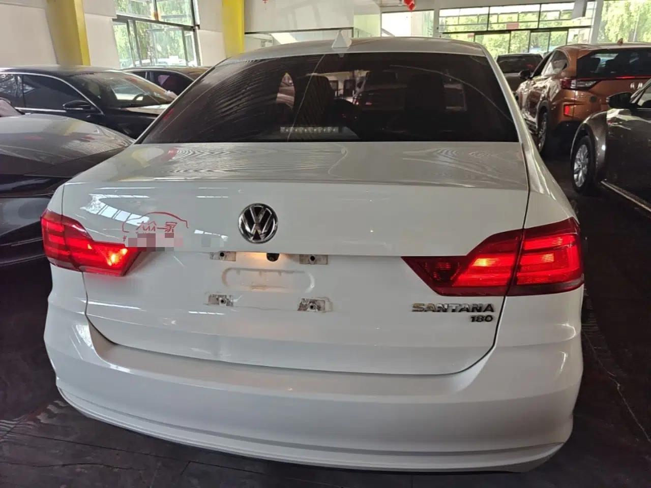 Volkswagen Santana 2016 1.6L Automatic Fashion Edition — миниатюра 5