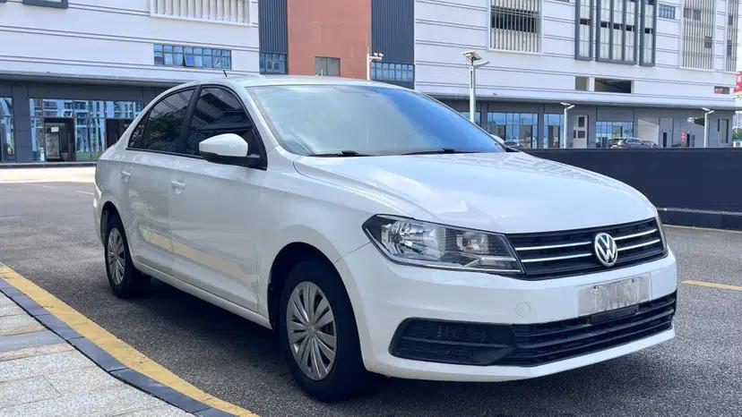 Volkswagen Santana 2017 Haval H6 1.6L Automatic Fashion Edition — миниатюра 3