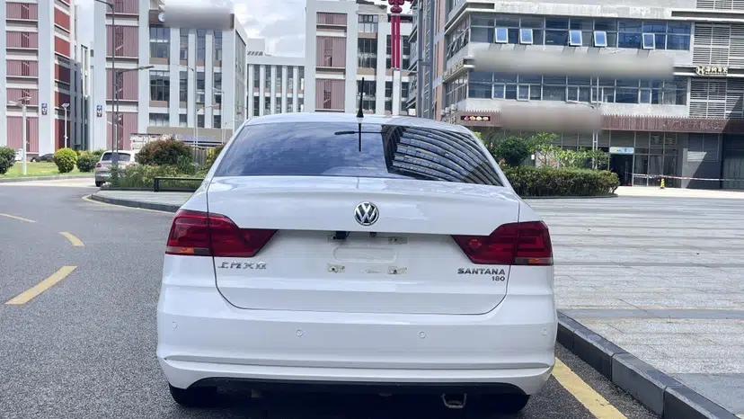 Volkswagen Santana 2017 Haval H6 1.6L Automatic Fashion Edition — миниатюра 5