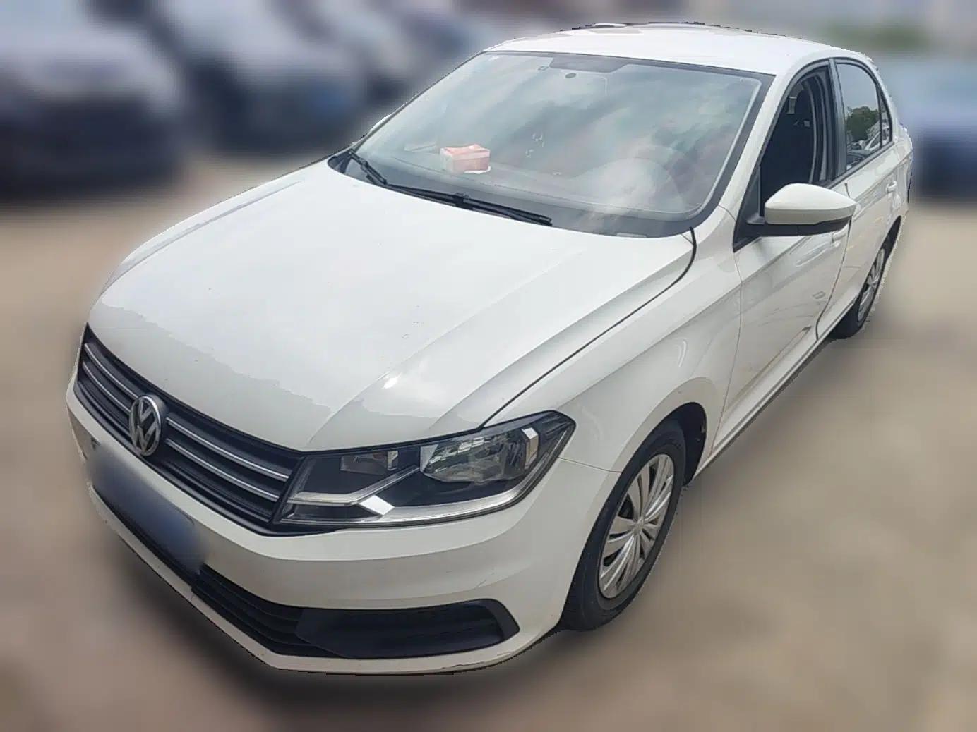 Volkswagen Santana 2018 1.5L Manual Fashion Edition — миниатюра 1