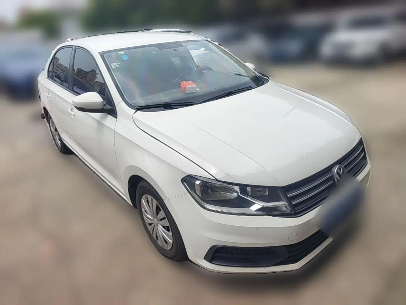 Volkswagen Santana 2018 1.5L Manual Fashion Edition — миниатюра 3