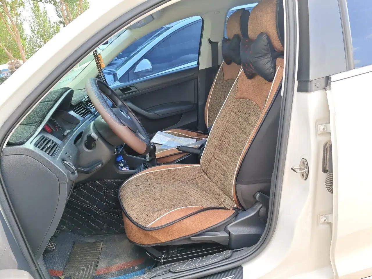 Volkswagen Santana 2021 1.5L Manual Fashion Edition — миниатюра 15