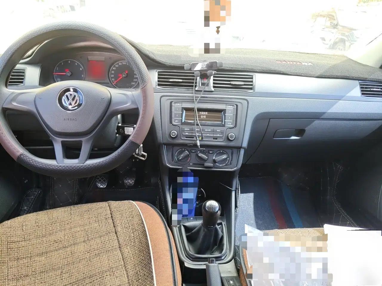 Volkswagen Santana 2021 1.5L Manual Fashion Edition — миниатюра 9