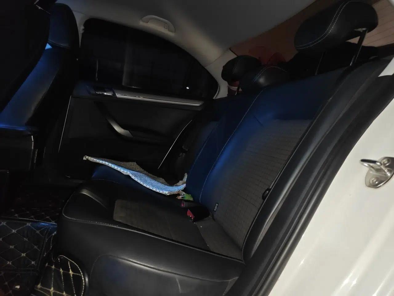 Volkswagen Santana 2016 1.6L Automatic Comfort Edition — миниатюра 17