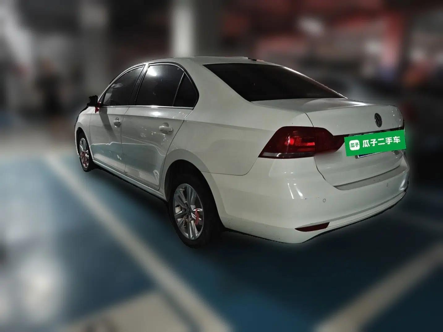 Volkswagen Santana 2016 1.6L Automatic Comfort Edition — миниатюра 4