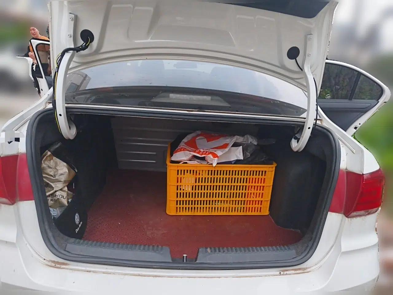 Volkswagen Santana 2021 1.5L Manual Fashion Edition — миниатюра 19
