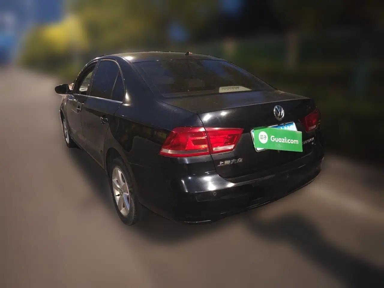Volkswagen Santana 2013 1.6L Manual Comfort Edition — миниатюра 4
