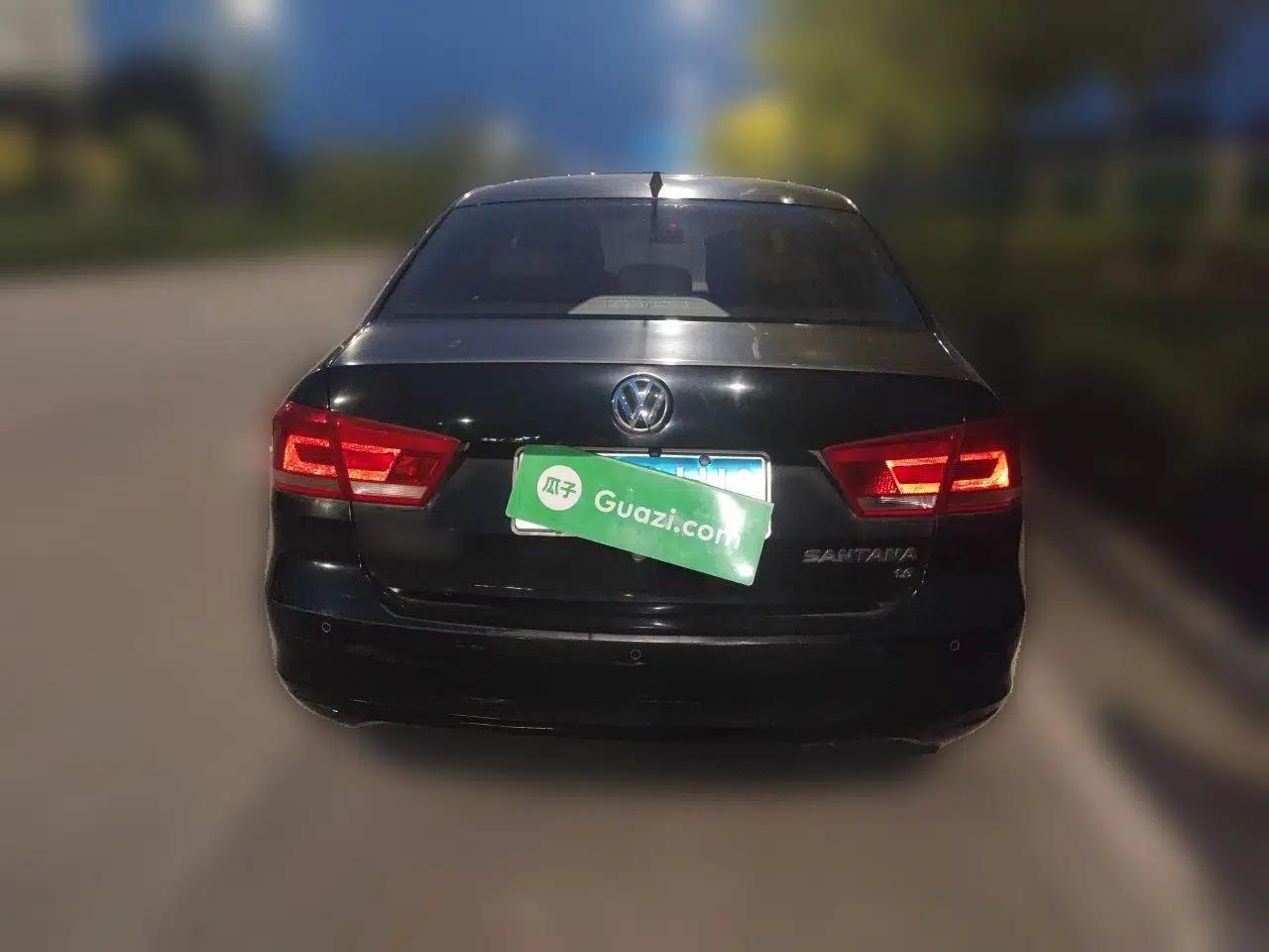 Volkswagen Santana 2013 1.6L Manual Comfort Edition — миниатюра 5